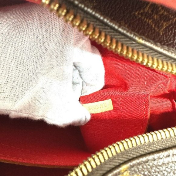 LOUIS VUITTON Monogram China Run Naviglio Limited Shoulder Bag - Picture 6 of 15